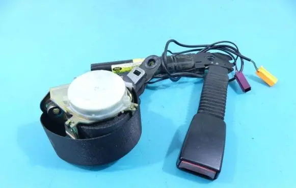 Ford Focus Front seatbelt 4M51-A612209-AC IMPRK1296857