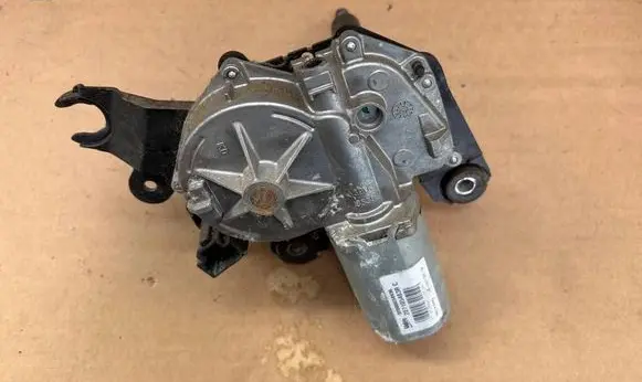 Renault Clio IV Rear window wiper motor 287105483R