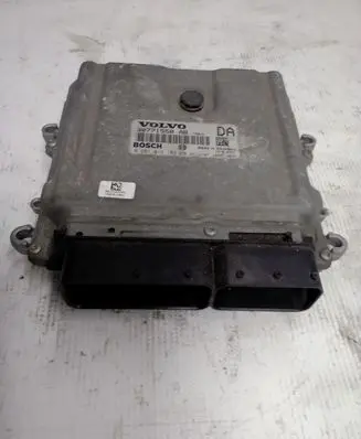Volvo XC90 Engine control unit/module 30771550AB 0281012103