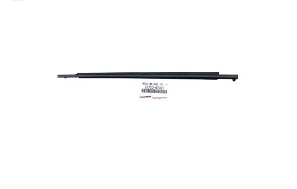 Toyota Prius (XW30) Rear door trim (molding) 7572047021