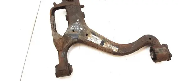 Land Rover Discovery 3 - LR3 Front lower control arm/wishbone