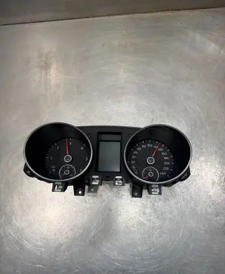 Volkswagen Golf VI Speedometer (instrument cluster) 5K0920871A 1005021205