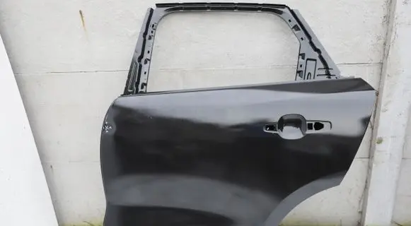 Jaguar F-Pace Rear door