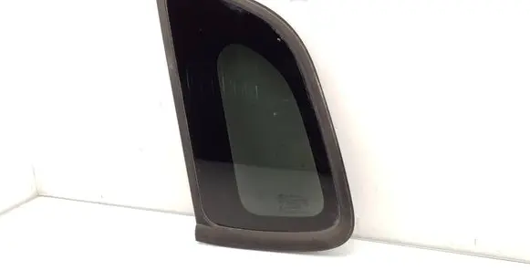 Hyundai Tucson JM Rear side window 878102E020 AS3