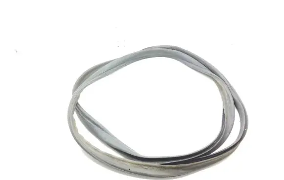 Mercedes-Benz GLK (X204) Trunk rubber seal (body) A2047400278
