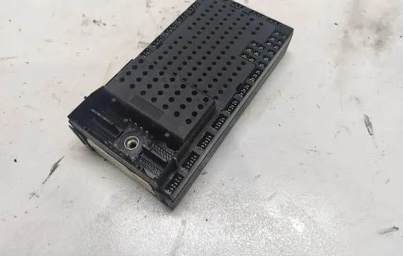 Volvo V70 Fuse box set 8688153 02W201 8645729