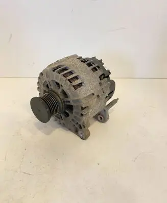 Skoda Superb B8 (3V) Generator/alternator 03L903023L