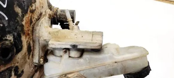 Volvo V50 Master brake cylinder