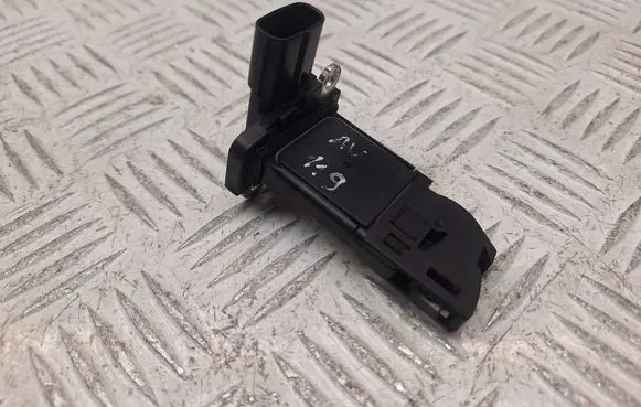 Toyota Avensis T270 Mass air flow meter 2220426010