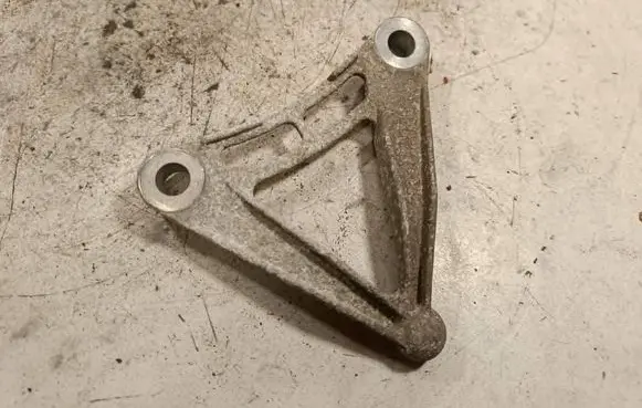Opel Insignia B Bracket in trunk/boot 84298706