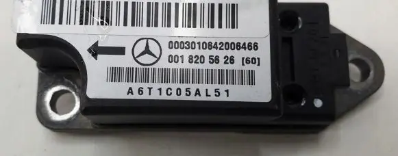 Mercedes-Benz E W210 Airbag deployment crash/impact sensor 0018205626