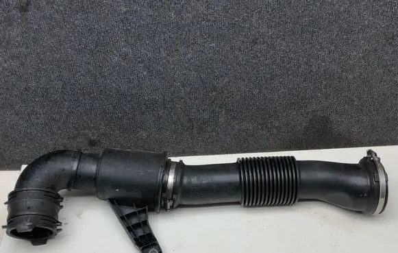 Jaguar F-Pace Air intake duct part GX739C623CA