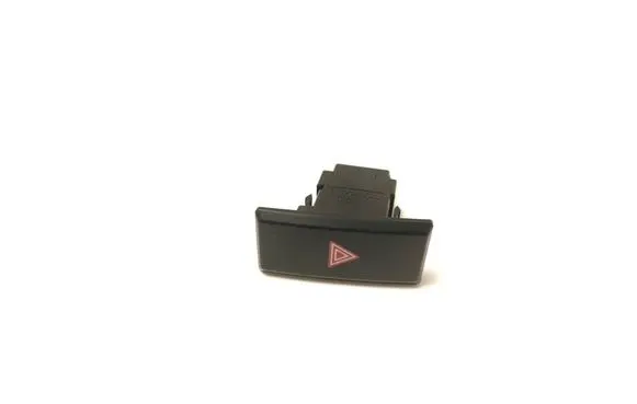 Toyota Prius (XW50) Hazard light switch 8433247050