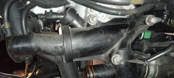 Citroen C5 Engine coolant pipe/hose