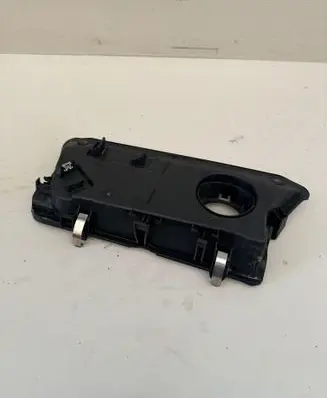 Engine cover (trim)