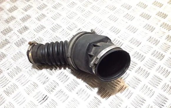 Opel Mokka X Turbo air intake inlet pipe/hose 315875880