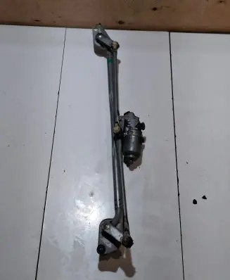 Dodge Challenger Front wiper linkage and motor 05028756AD 70113 AX15906018