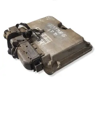 Opel Astra G Engine control unit/module 0281001670 28SA3739 90589736