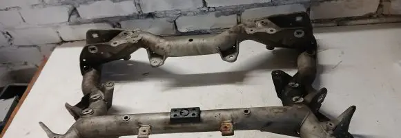 Mercedes-Benz E W212 Front subframe