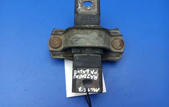 Mercedes-Benz ML W163 Gearbox mount A1632400118 A1632400218 A1632400318