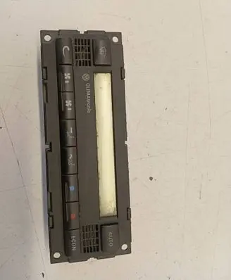 Volkswagen Golf IV Climate control unit