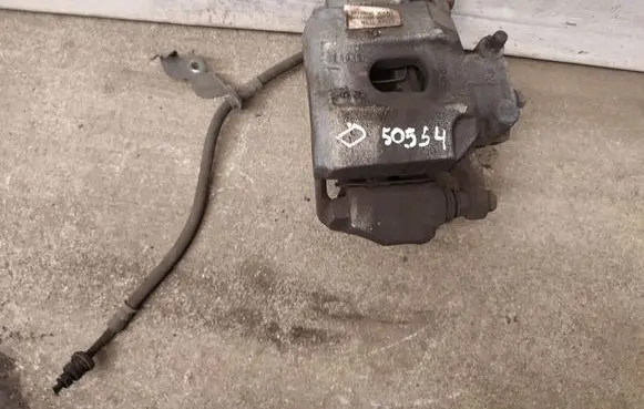 KIA Sportage Front brake caliper