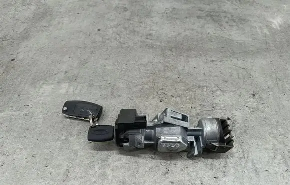 Ford Mondeo MK IV Ignition lock 3M513F880AD