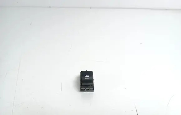 BMW 2 F46 Electric window control switch 9208107