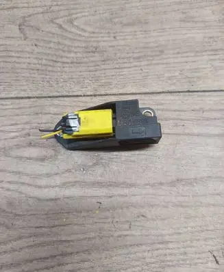 Seat Alhambra (Mk1) Airbag deployment crash/impact sensor 5WK42895 6Q0909606