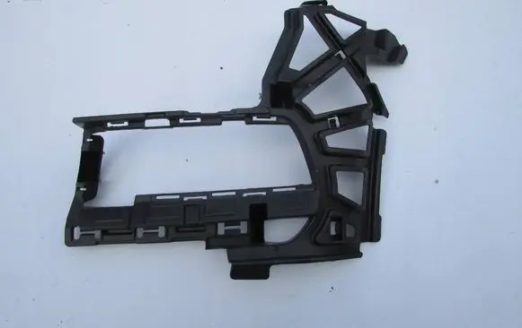 Volkswagen Touran III Front bumper mounting bracket 5TA807723