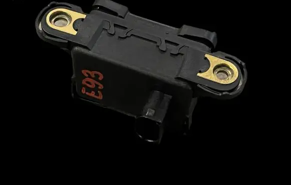 BMW 3 E92 E93 ESP acceleration yaw rate sensor 6762769 10170103253 SC300C020121