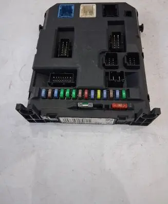 Citroen C3 Aircross Comfort/convenience module 9666951980