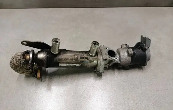 Citroen C5 EGR valve cooler 4U3Q9Y493BJ