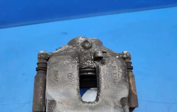 Mercedes-Benz C W204 Front brake caliper 288X25 20717 D19V