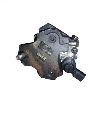 BMW 5 E60 E61 Fuel injection high pressure pump 7798333
