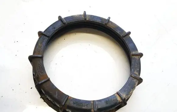 Mazda Premacy In tank fuel pump screw locking ring/nut 98ab9c385ba 98ab-9c385-ba