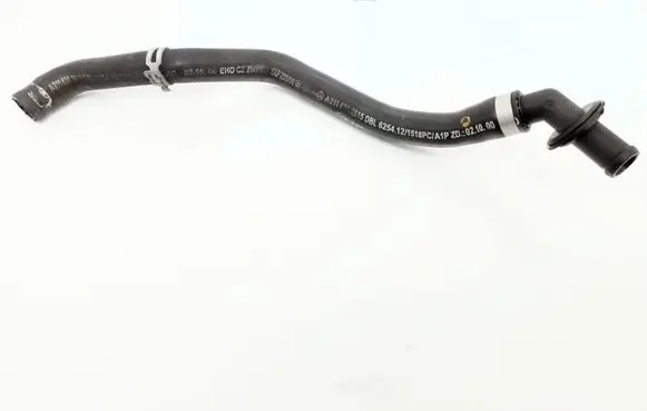 Mercedes-Benz E W211 Engine coolant pipe/hose A2118302615