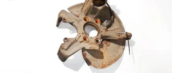 Skoda Octavia Mk2 (1Z) Front wheel hub
