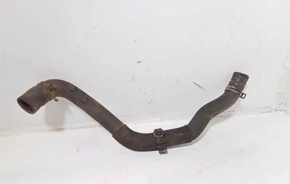 Peugeot 5008 Engine coolant pipe/hose