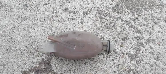 Renault Trafic II (X83) Coolant expansion tank/reservoir 7700312900