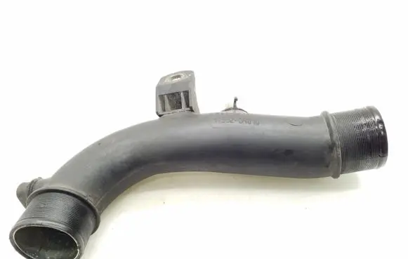 Toyota Avensis T250 Intercooler hose/pipe 173620R010