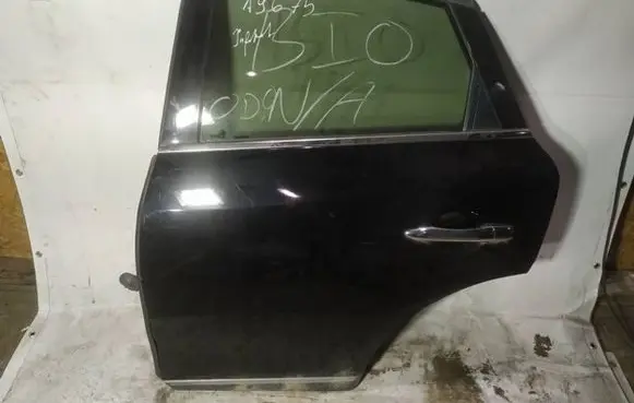 Infiniti QX50 (J50) Rear door juodos