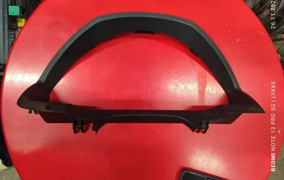 Mercedes-Benz C AMG W204 Dashboard trim A2046800007 6386000