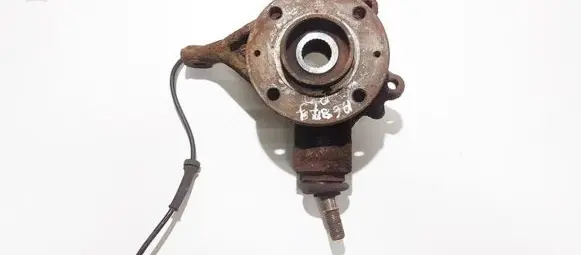 Citroen C4 I Front wheel hub