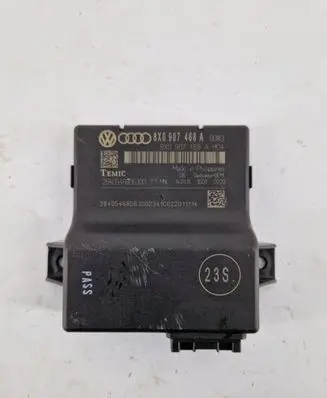 Audi A1 Gateway control module 8X0907468A