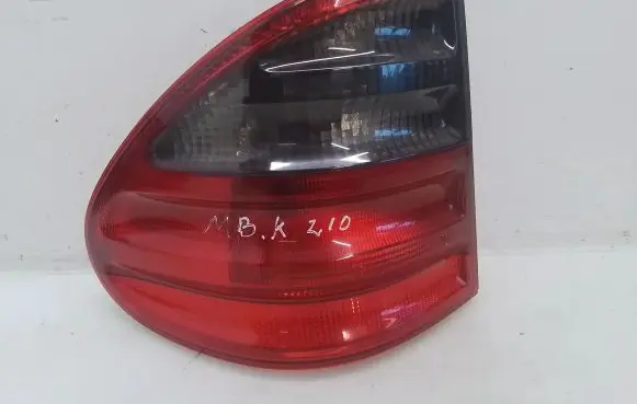 Mercedes-Benz E W210 Rear/tail lights