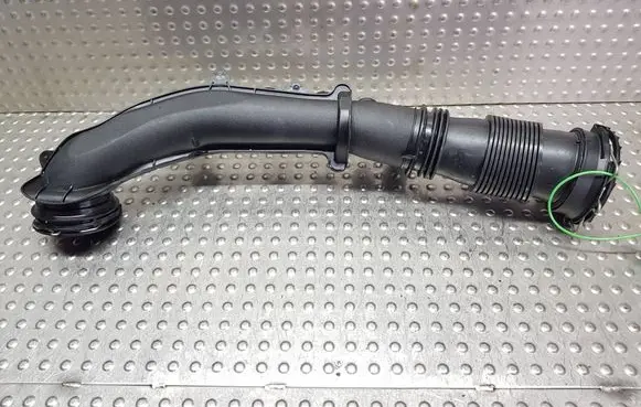 Mercedes-Benz GLB X247 Air intake hose/pipe S26371144 A2600904000 Z12019319