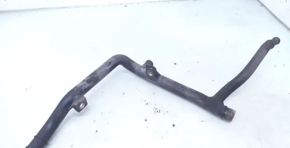 Volkswagen PASSAT B6 Engine coolant pipe/hose 03L121065A