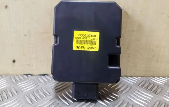 Hyundai i40 Other control units/modules 953003Z100