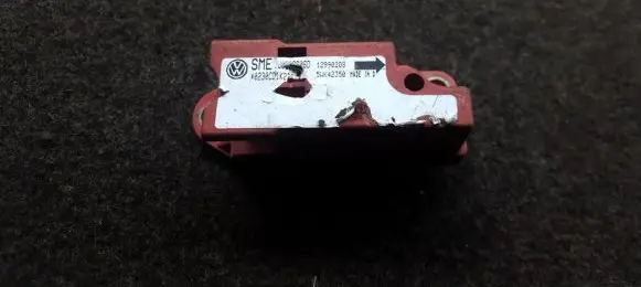 Volkswagen Golf IV Airbag deployment crash/impact sensor 1J0909606D 5wk42350